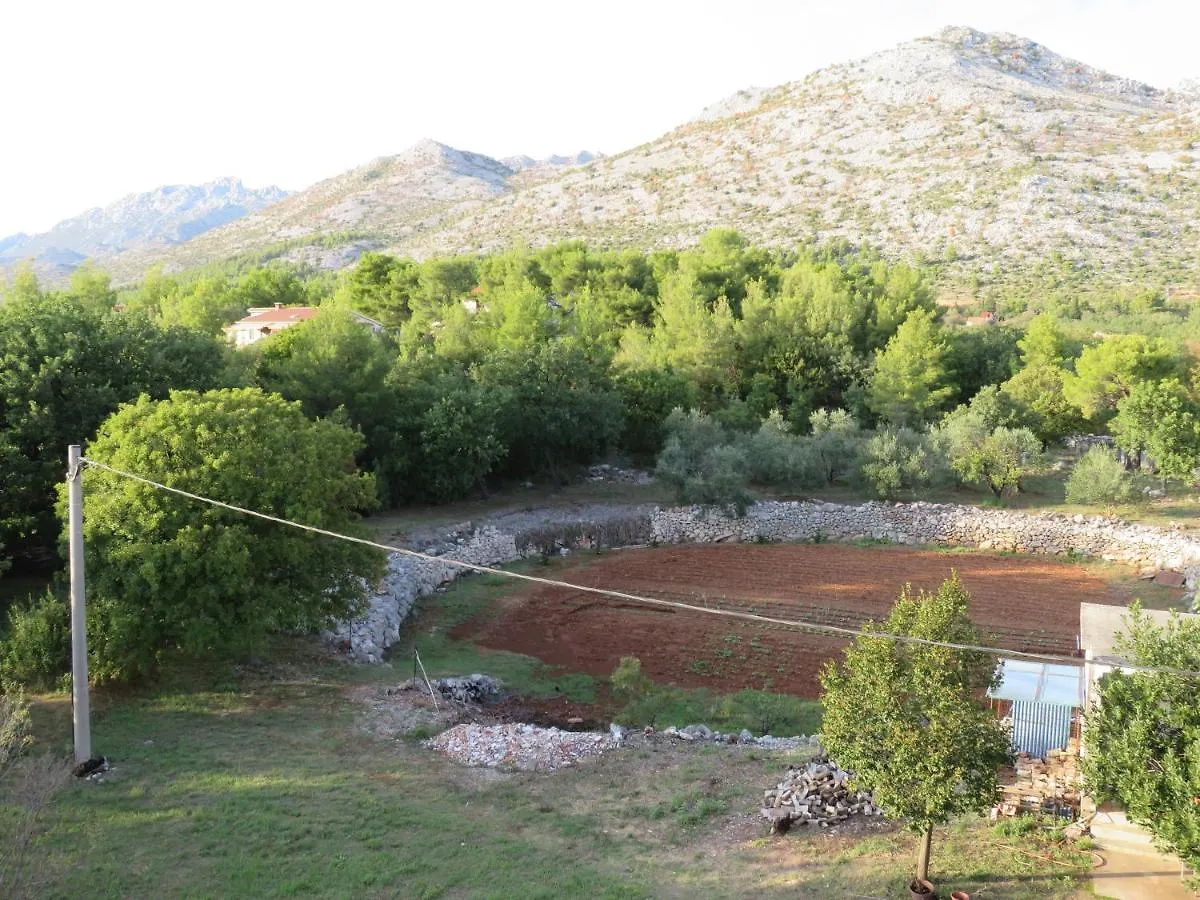 Aparthotel Apartmani Mm Starigrad Paklenica